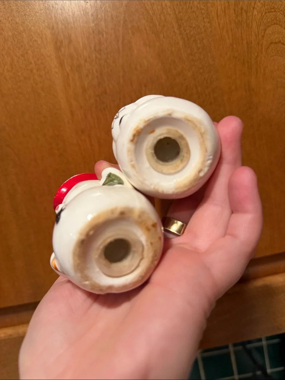 Vintage Japan Snowman Salt and Pepper Shakers Christmas Ceramic Shaker Set